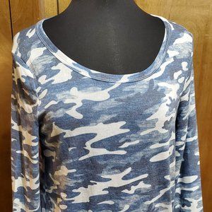 Women's Long Sleeve Tee